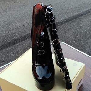 Black Patent Leather Buckle Boots